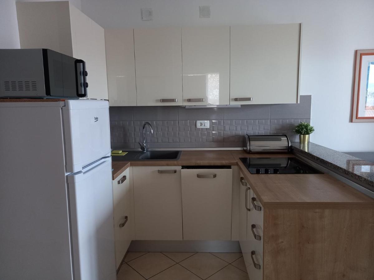 Apartman Bolob Baska  Ngoại thất bức ảnh