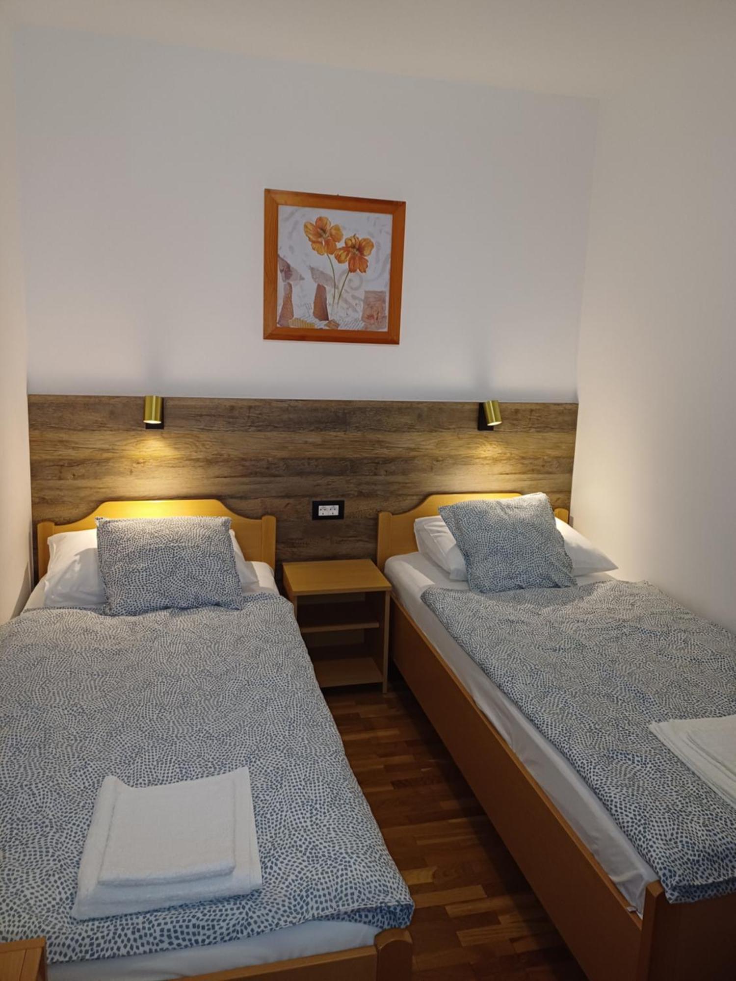 Apartman Bolob Baska  Ngoại thất bức ảnh